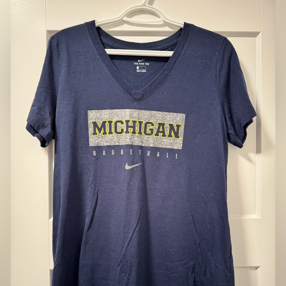 Michigan basketball Nike v neck t shirt